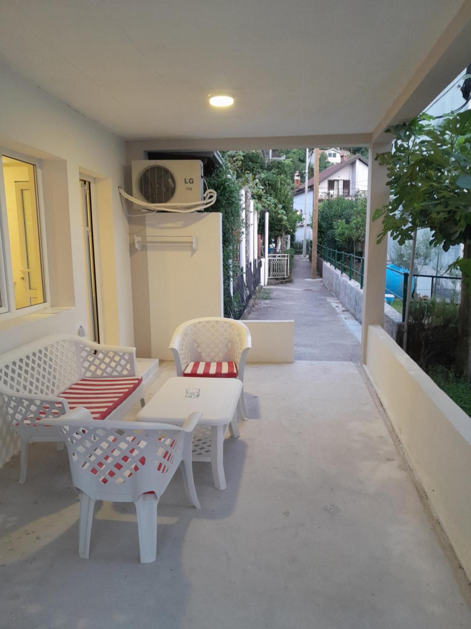 Apartment Jelaca Herceg Novi Kamer foto