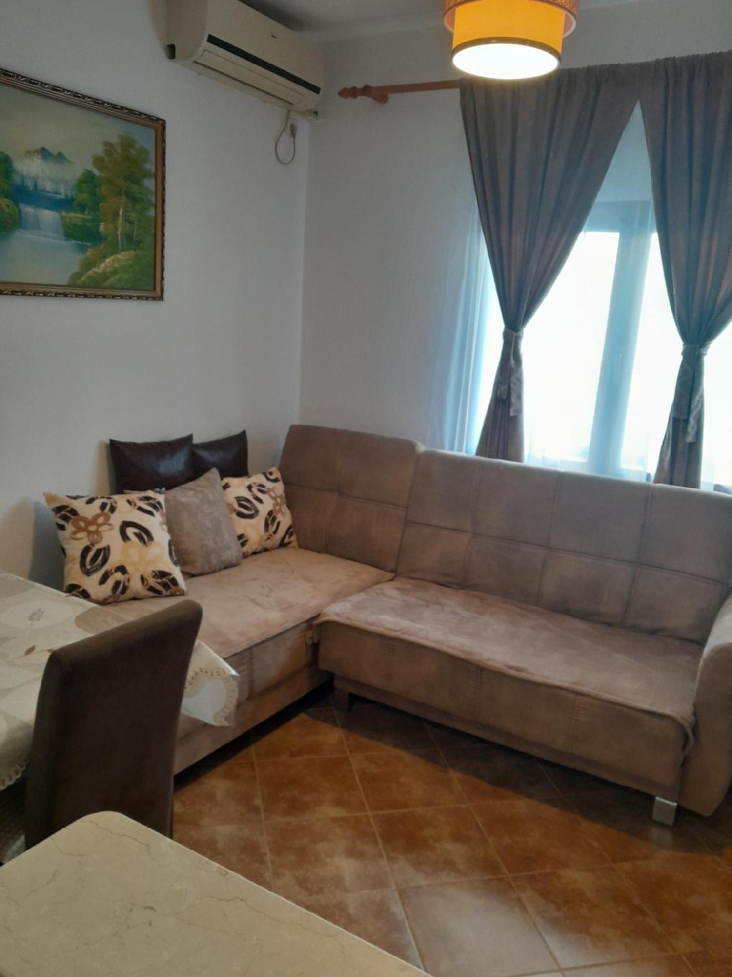 Apartment Jelaca Herceg Novi Buitenkant foto