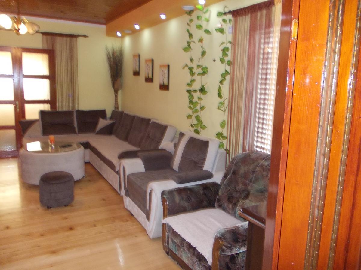 Apartment Jelaca Herceg Novi Buitenkant foto